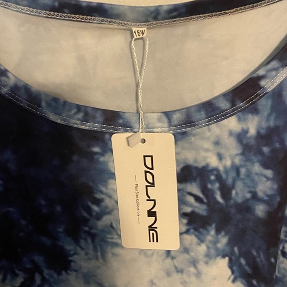 DOLNINE Womens Plus Size Knotted Top, Long Sleeve Tee Shirt. 16W - Picture 3 of 3